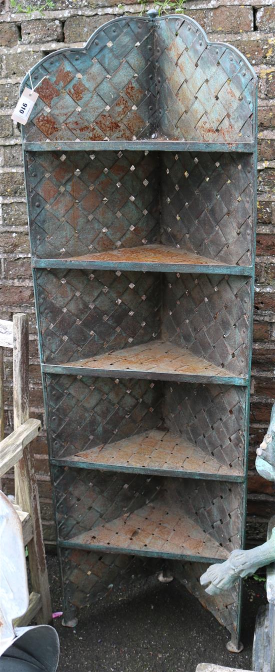 Iron corner shelf(-)